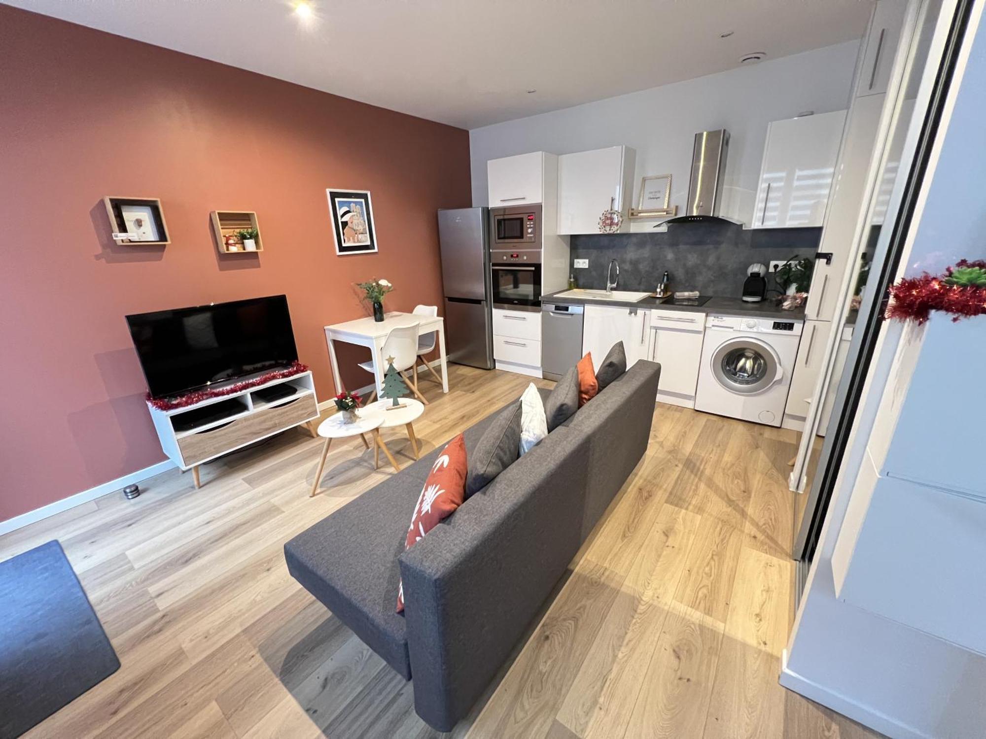 Le Remois - Charmant T2 - Renove - Parking - Cour Privative - Wifi Ρενς Εξωτερικό φωτογραφία