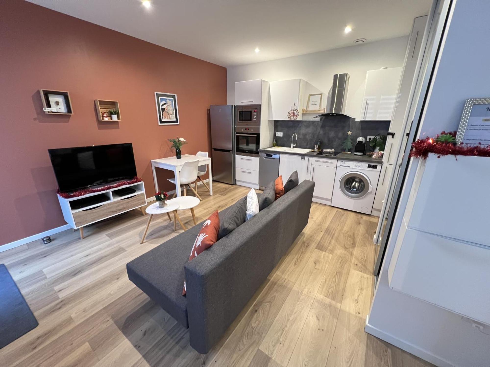 Le Remois - Charmant T2 - Renove - Parking - Cour Privative - Wifi Ρενς Εξωτερικό φωτογραφία