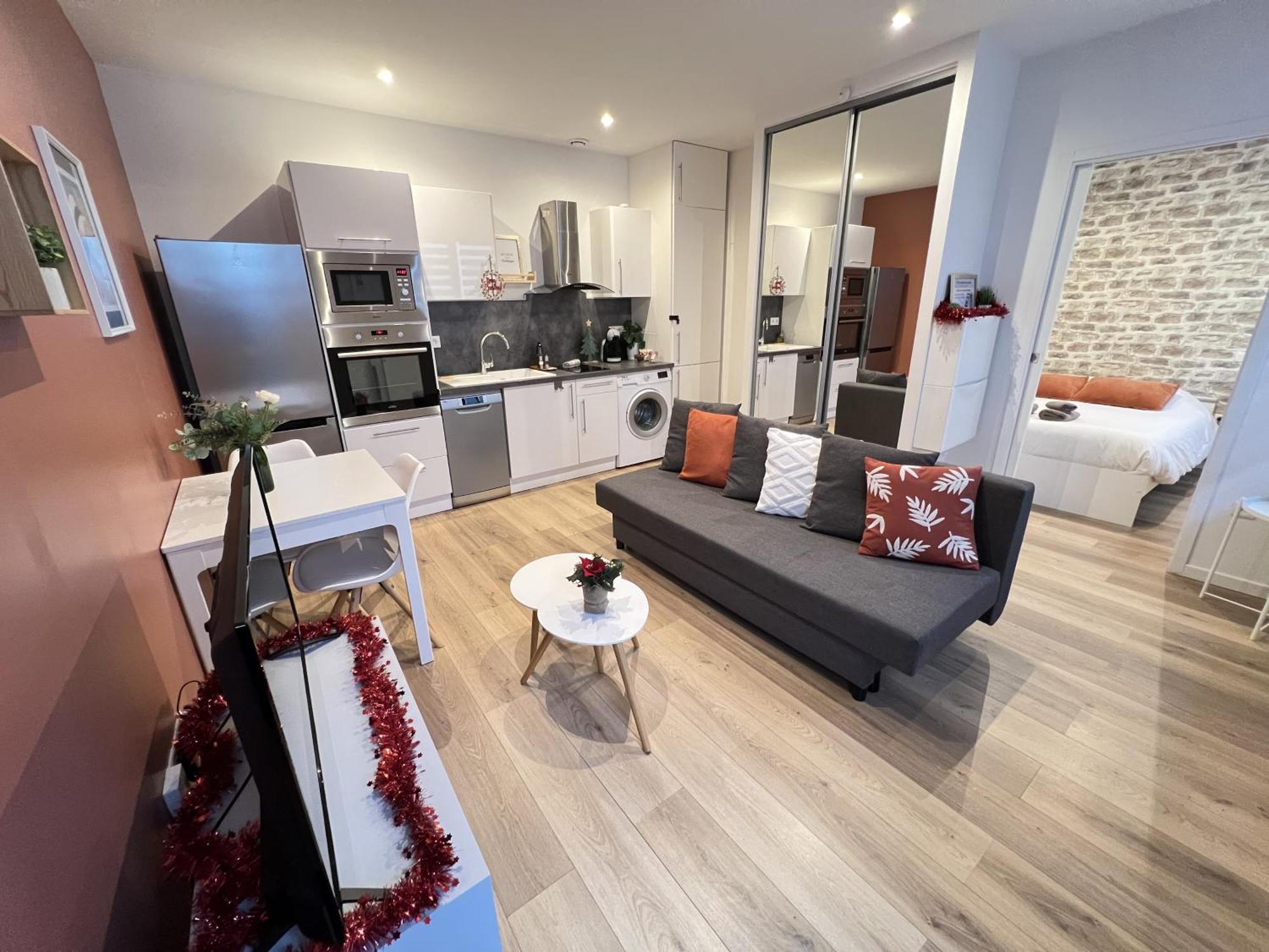 Le Remois - Charmant T2 - Renove - Parking - Cour Privative - Wifi Ρενς Εξωτερικό φωτογραφία